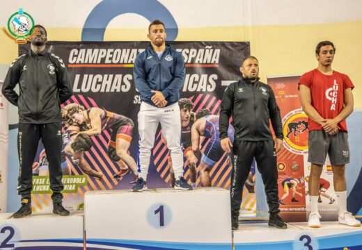 O loitador de Touro Damián Iglesias Vilela, campión de España Absoluto de Loitas Olímpicas